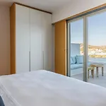 Lilium Ii - Sanctuary Overlooking Psarou Bay