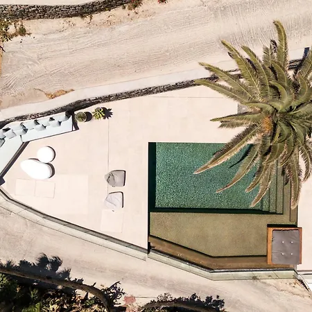 Villa Lilium Ii - Sanctuary Overlooking Psarou Bay Psarrou