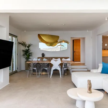 Villa Lilium Ii - Sanctuary Overlooking Psarou Bay Psarrou