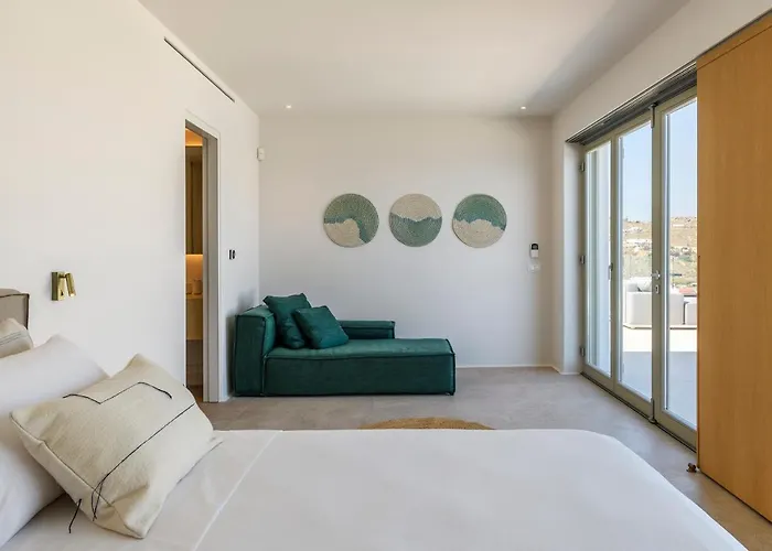 Lilium Ii - Sanctuary Overlooking Psarou Bay Pszarú