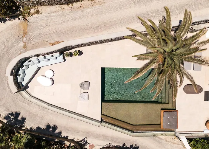 فيلة Lilium Ii - Sanctuary Overlooking Psarou Bay بسارو