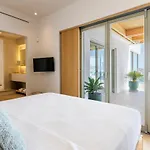 Lilium Ii - Sanctuary Overlooking Psarou Bay * פסארו