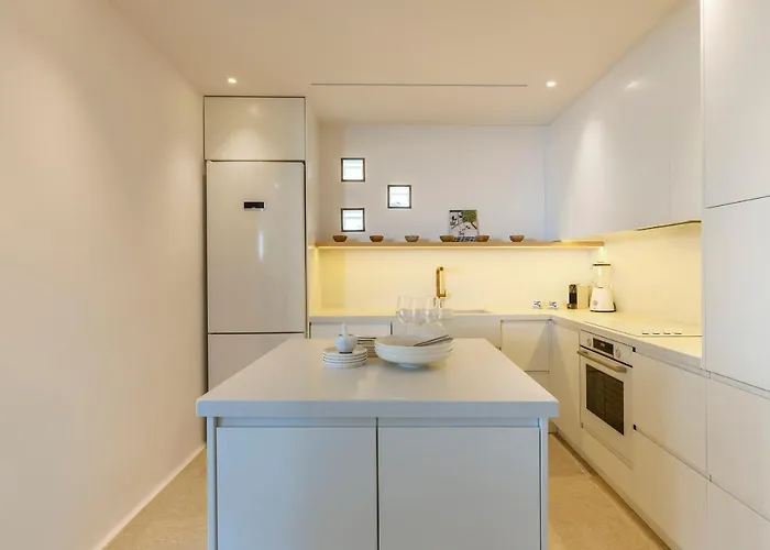 Lilium Ii - Sanctuary Overlooking Psarou Bay *